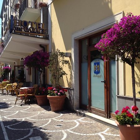 Hotel Ristorante Amitrano Pompeya Exterior foto